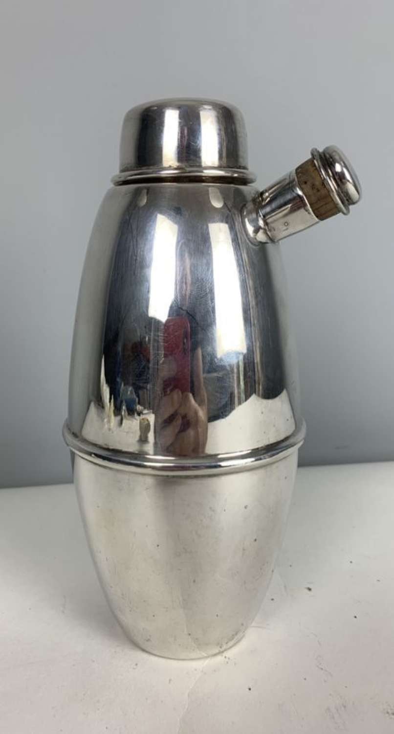 1930s Art Deco Silver Plated Cocktail Shaker