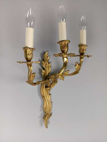 Single French Triple Arm Gilded Brass Wall Light